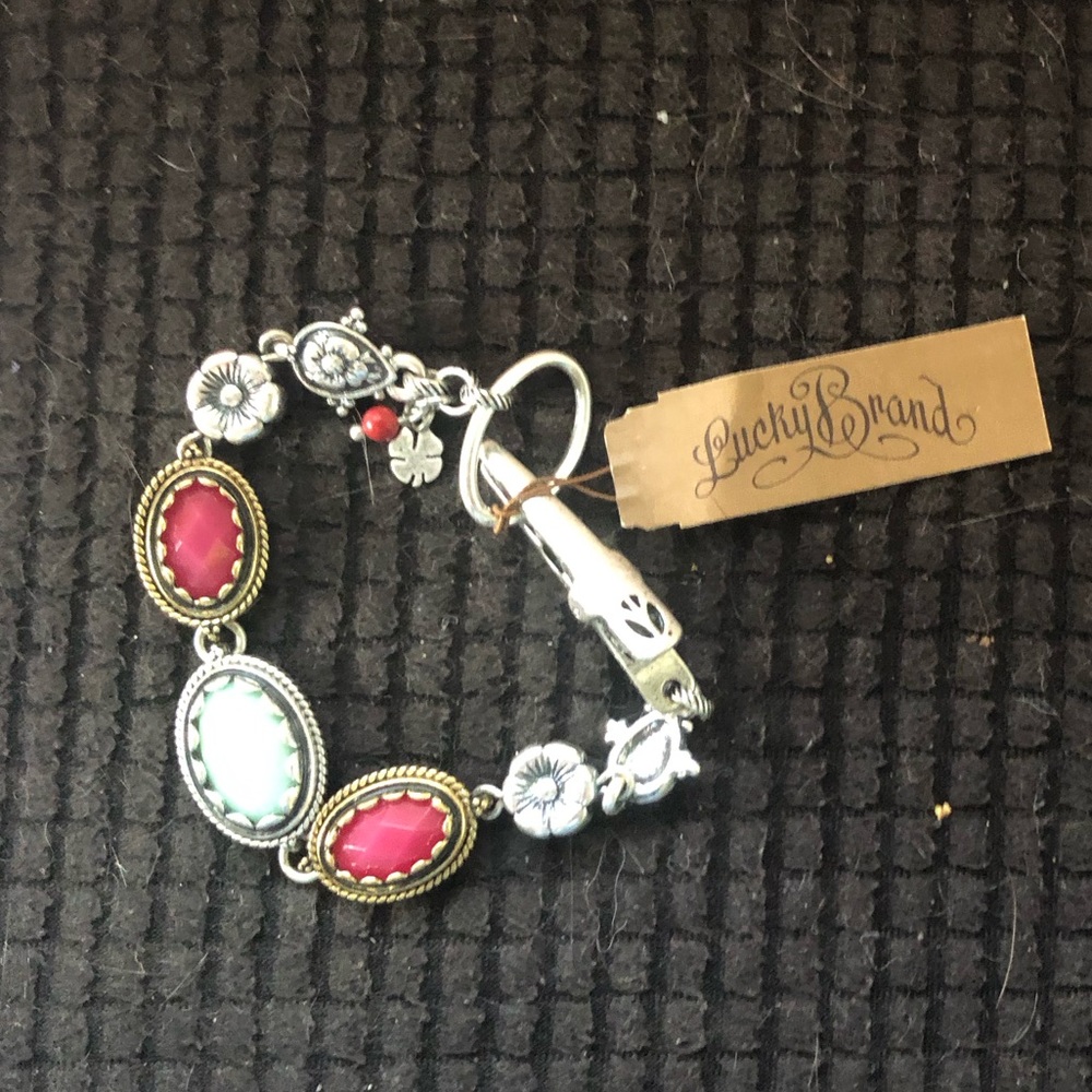 Misplaced 
Vintage Lucky Brand Hippie Stone Bracelet- 660 $30 or $25 w/offer